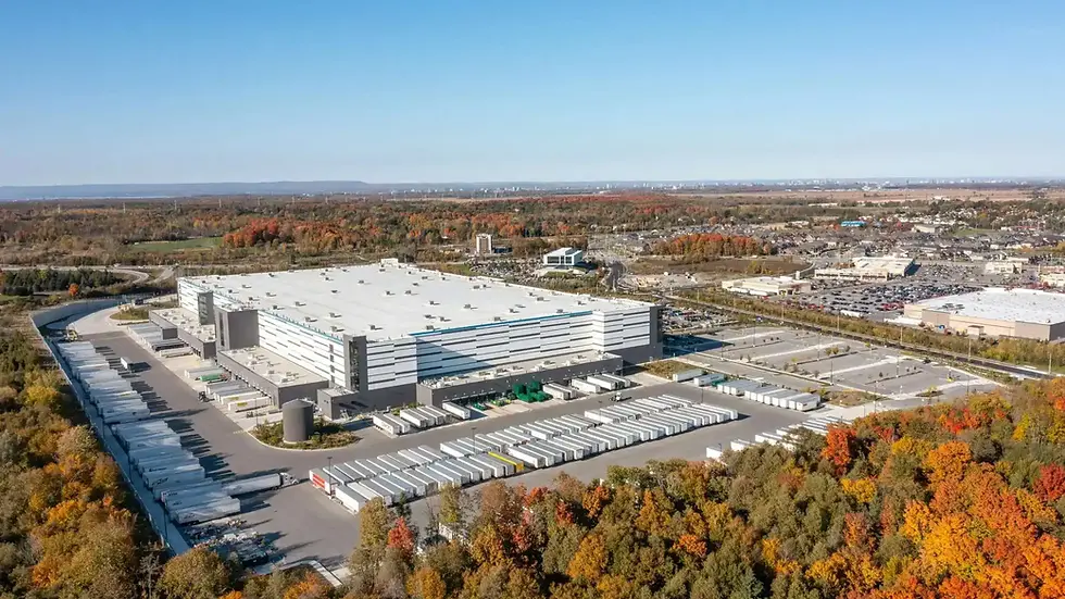 Areál závodu pre transportný logistický systém.