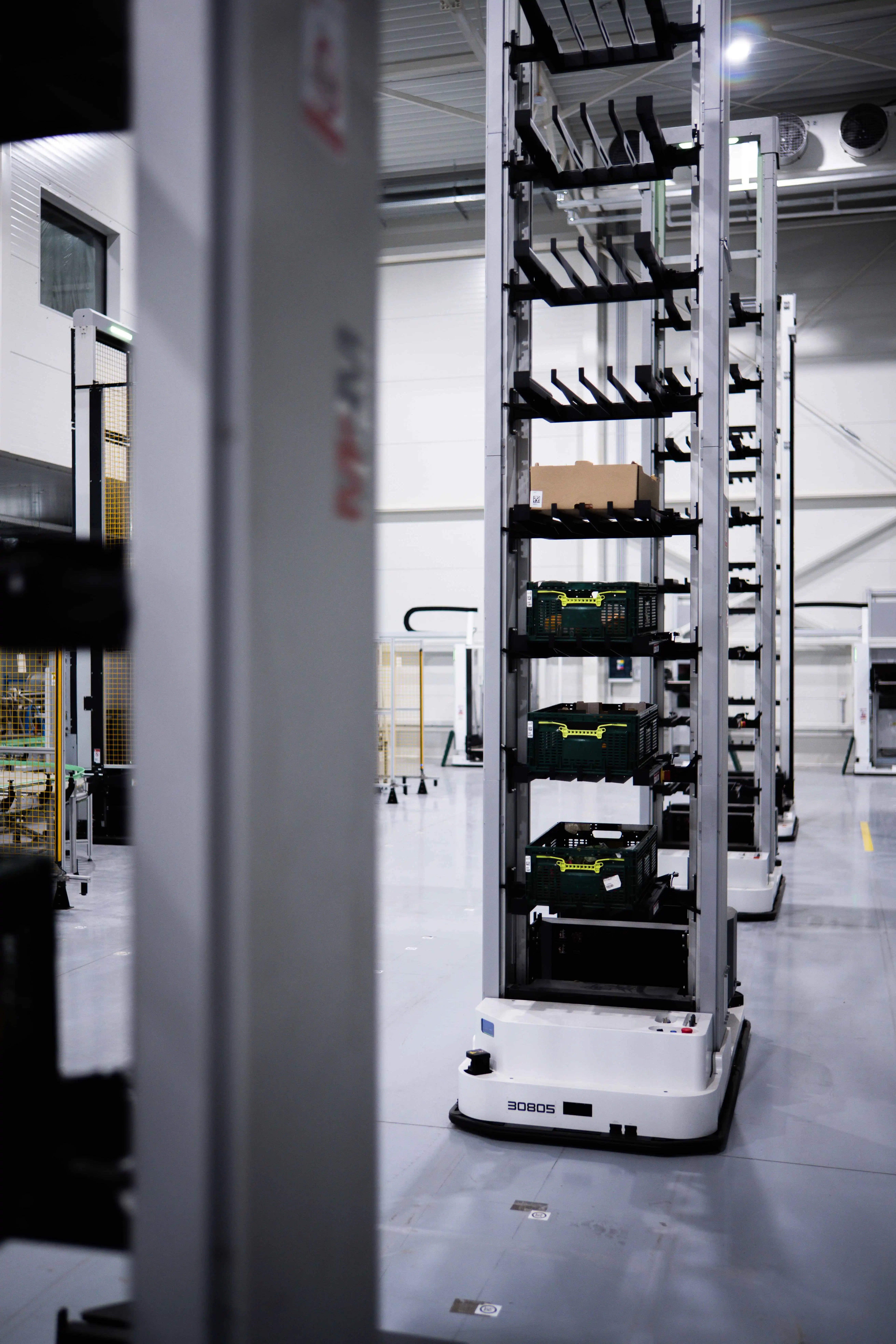 AMR roboty v sklade Lunys.