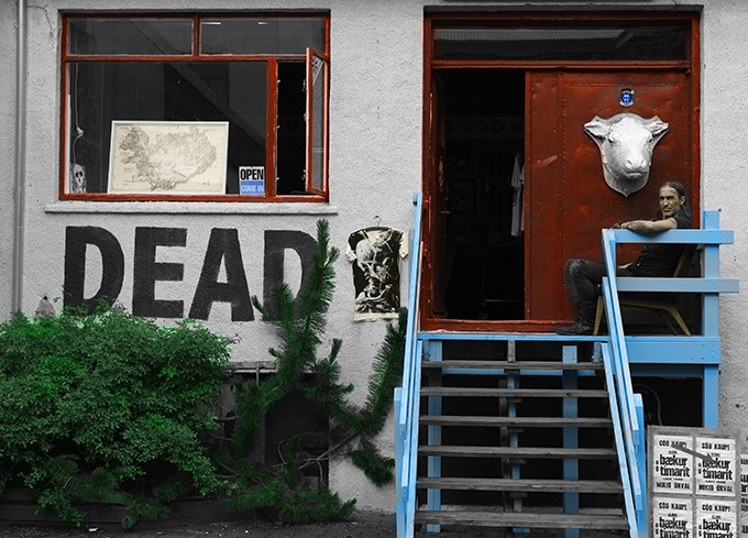 Dead Gallery