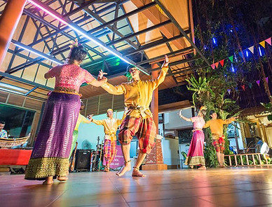 Book a Table at Ruen Thai Restaurant Pattaya