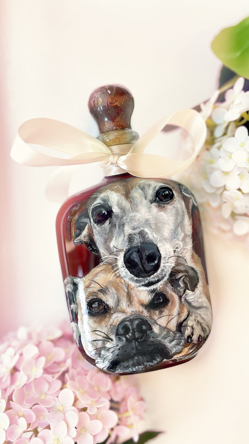 dog painted on whiskey bottle