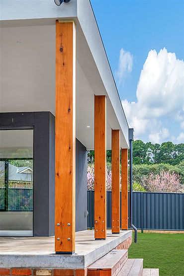 4816-ULTRABUILD-21WINDSORDRIVE.jpg