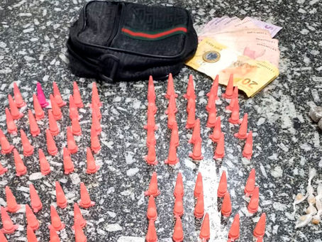 PM prende homem traficando no bairro Vila Reis