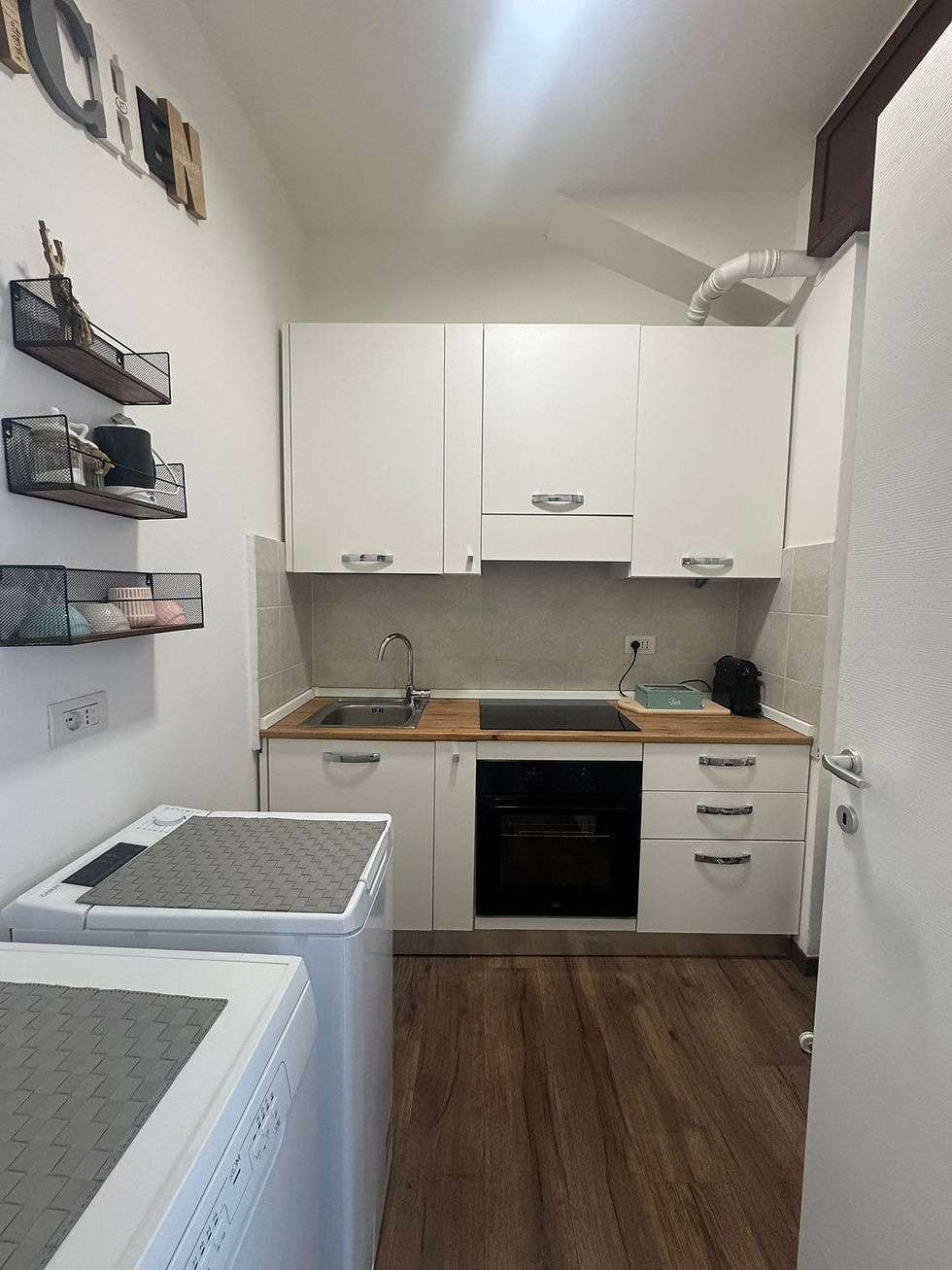 Miniatura: Bilocale Viale Molise 46, Milano