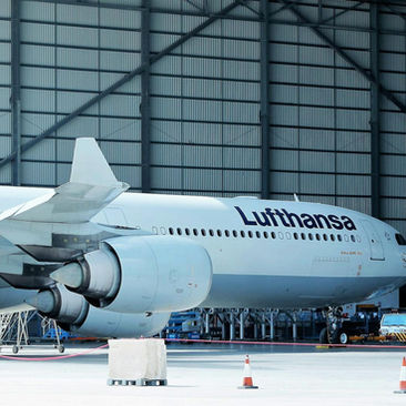 Stávka pilotů Lufthansy ochromila leteckou dopravu, zrušeny jsou stovky letů