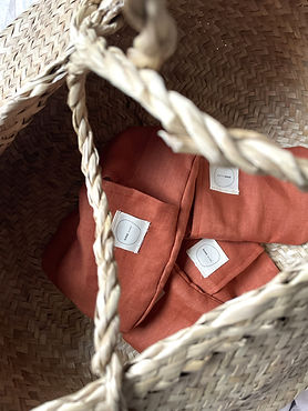 Arrival Cushions - Augenkissen - Svenja Raabe - 03.jpg