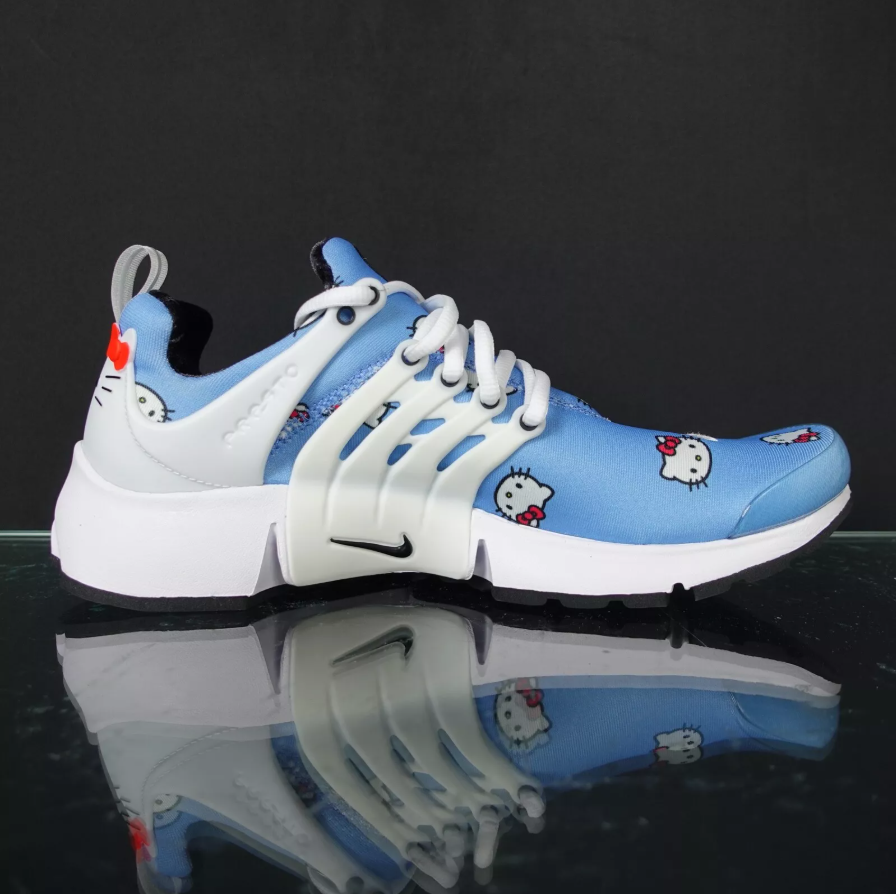 Thumbnail: Nike Air Sneakers Hello Kitty.