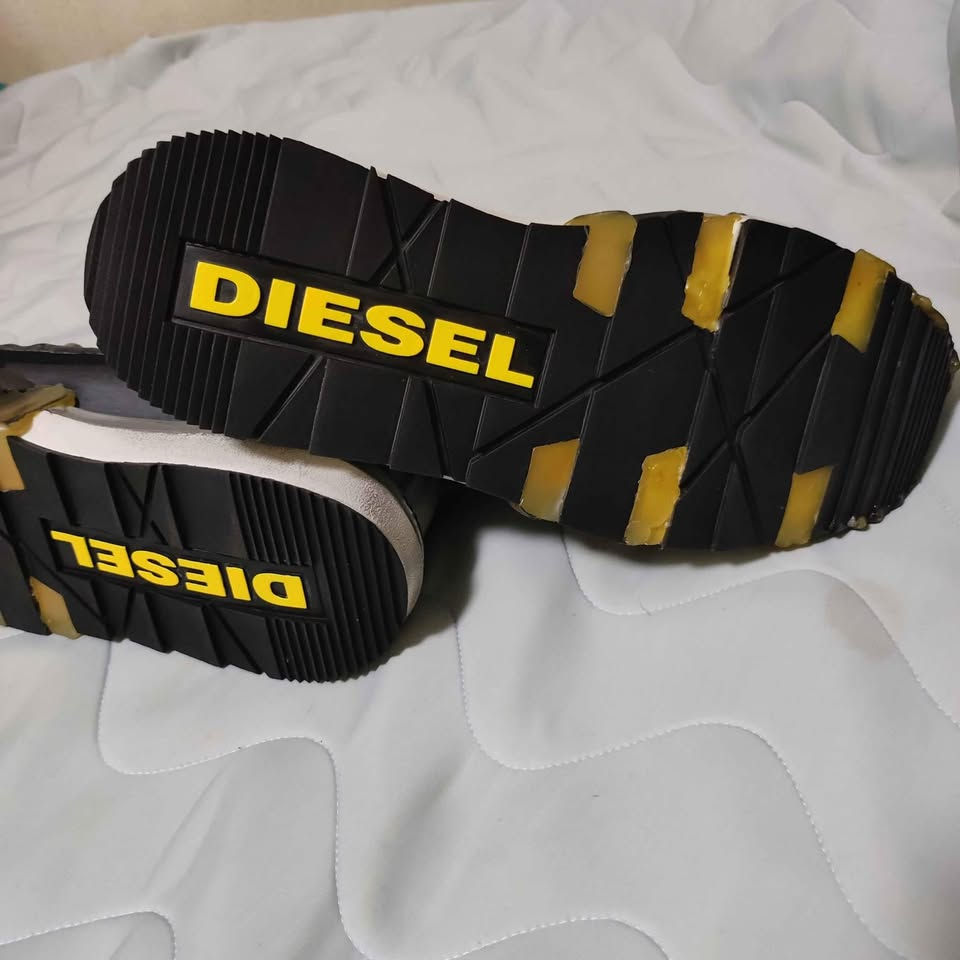 Thumbnail: Diesel Padola GL Sneakers Limited Edition No.1/300.