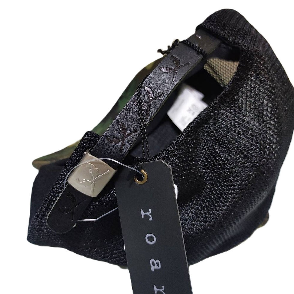 Thumbnail: Roarguns Swarovski Unisex 17FRQ Cap