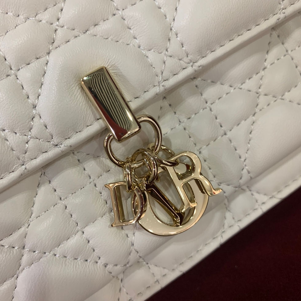 Thumbnail: LADY DIOR CHAIN POUCH