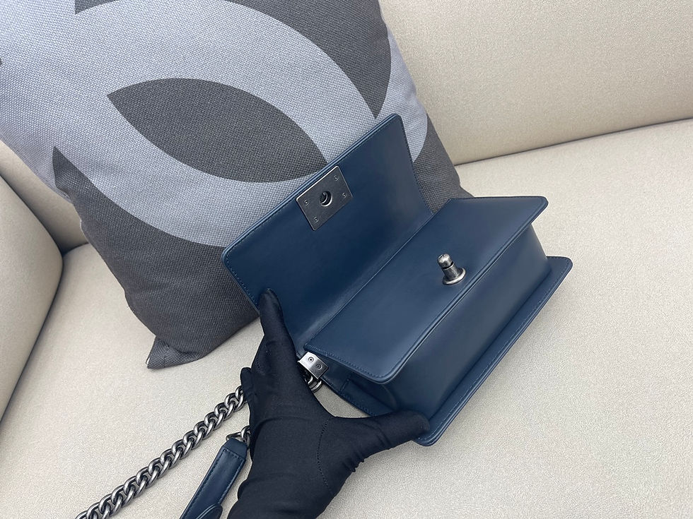 Thumbnail: CHANEL BOY 20 MINI BAG