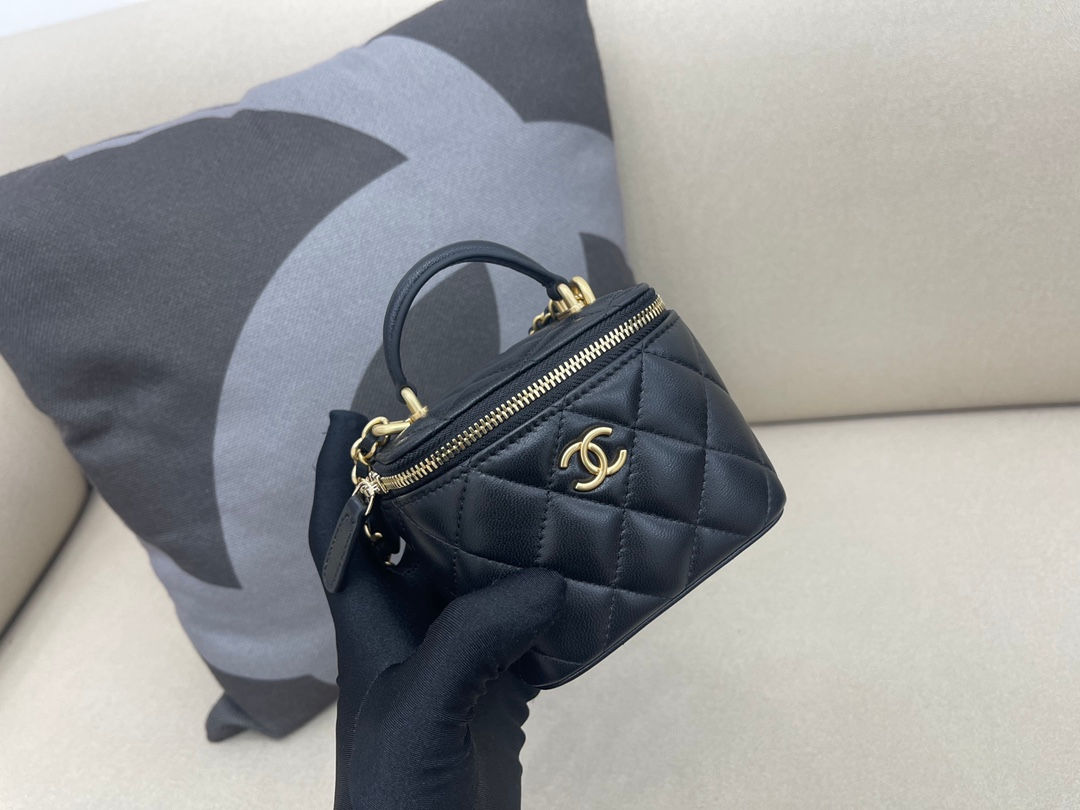 CHANEL VANITY MINI TOP HANDLE BAG