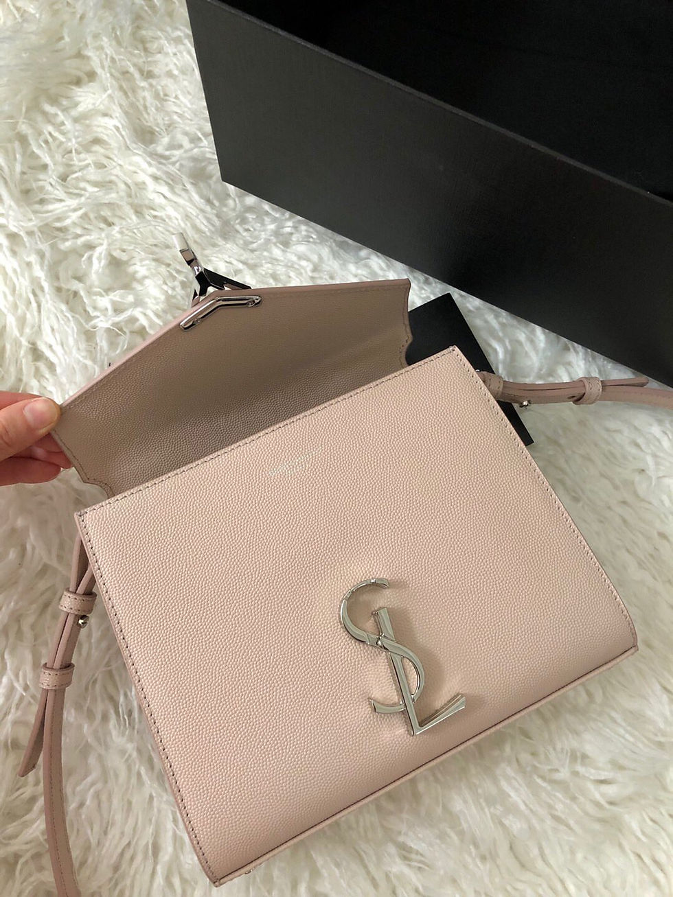 Thumbnail: YSL CASANDRA SMALL BAG