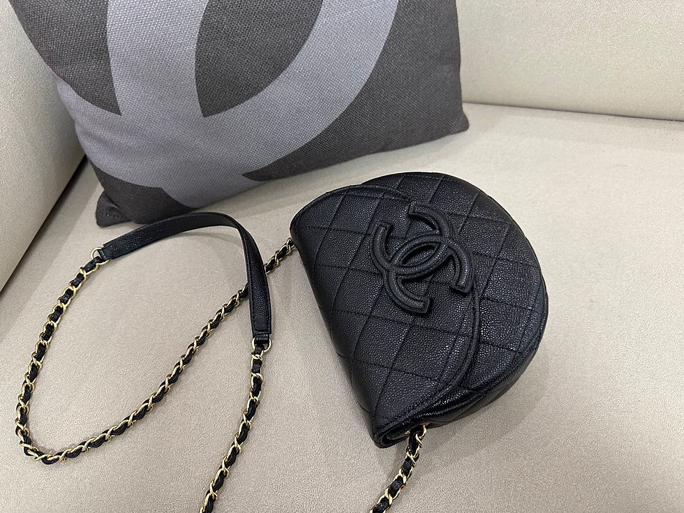 Thumbnail: CHANEL MINI BAG CAVIAR 