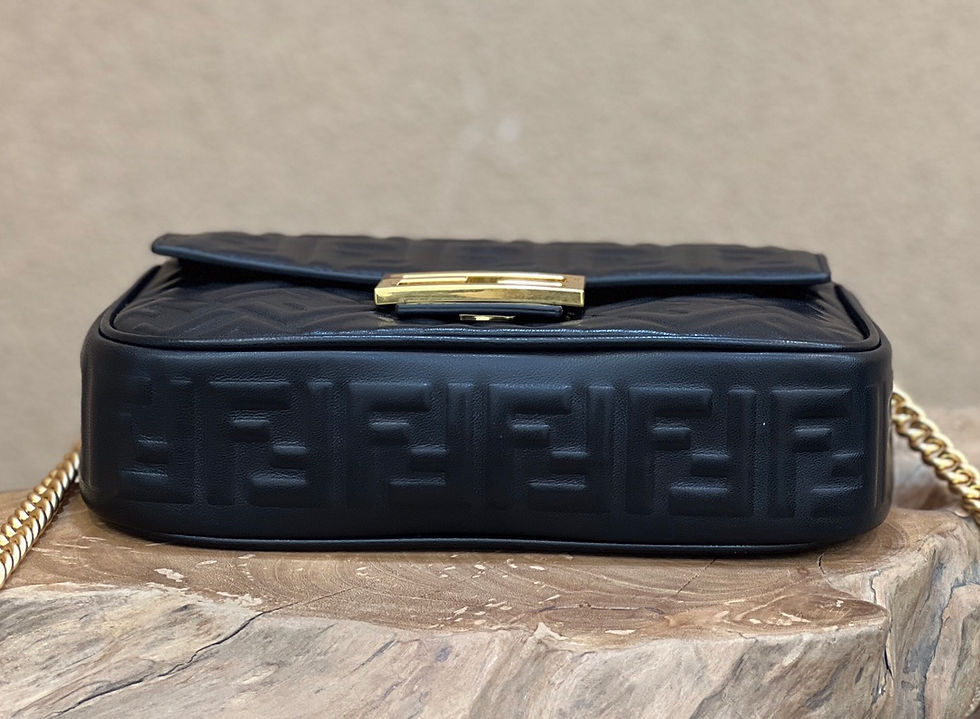 Thumbnail: FENDI BAGUETTE CHAIN BAG