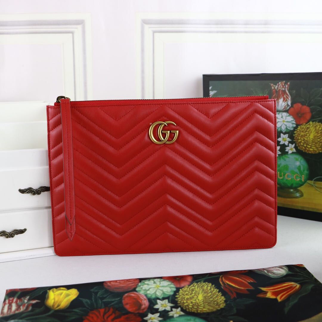 GUCCI GG MARMONT LEATHER POUCH