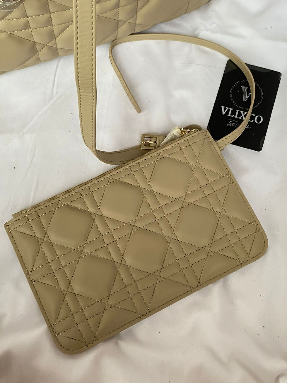 Thumbnail: DIOR TOUJOURS MEDIUM BAG