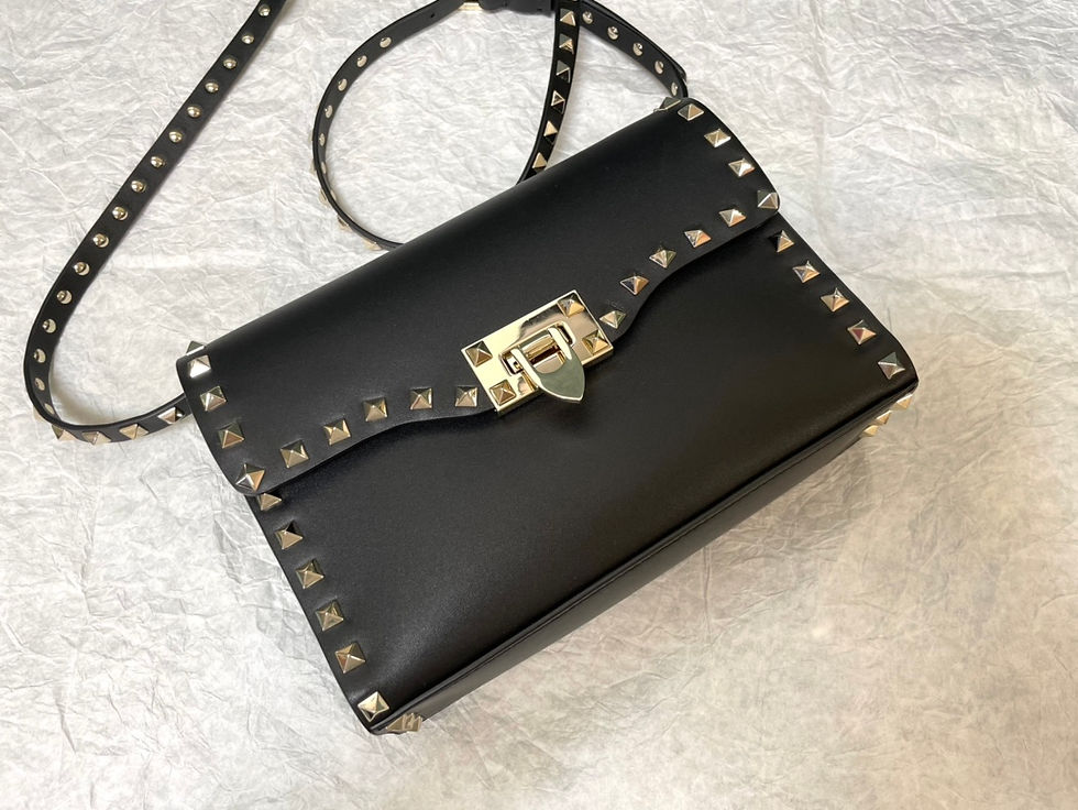 Thumbnail: VALENTINO ROCKSTUD SMALL GRAINY BAG