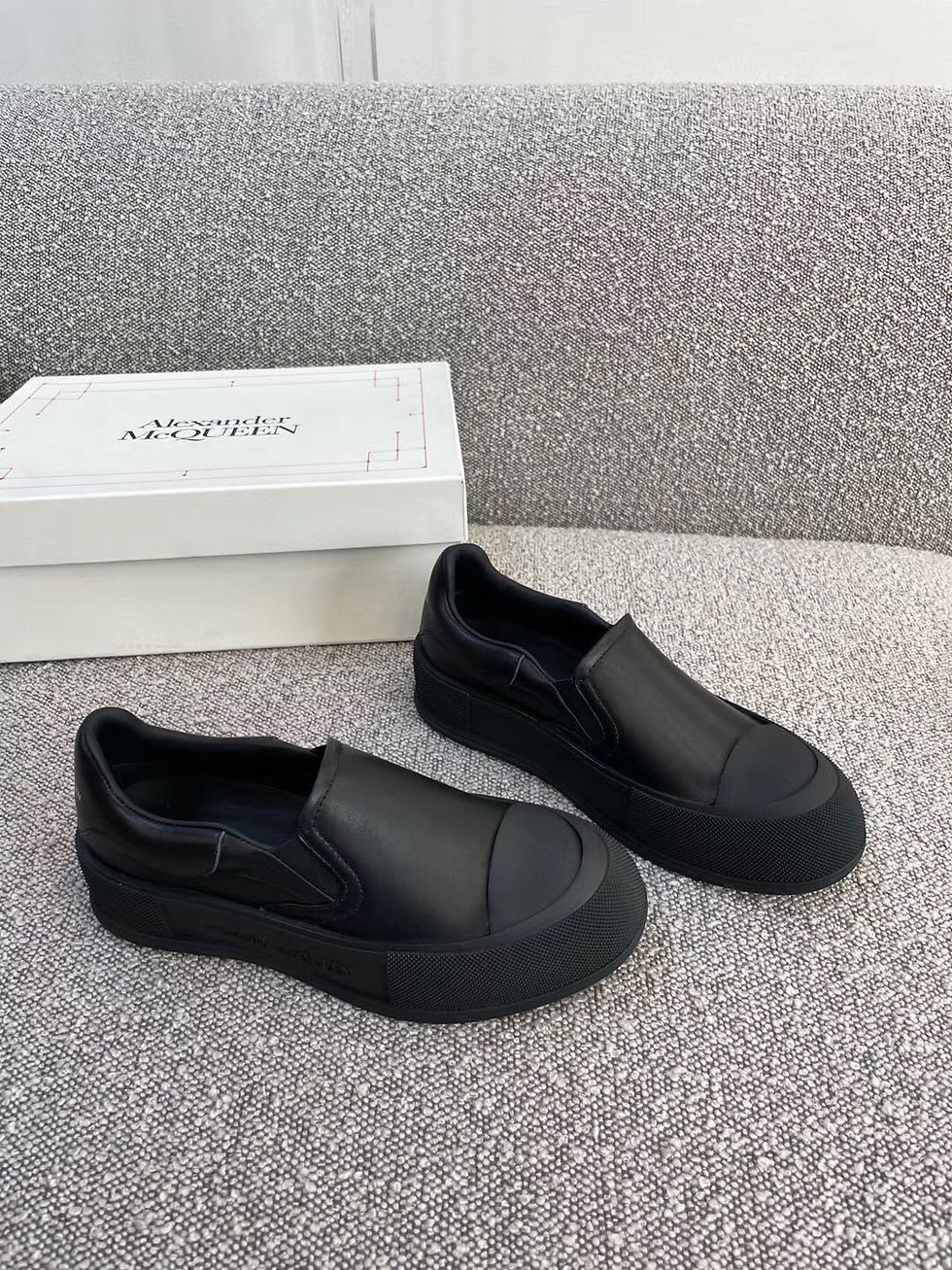 Thumbnail: ALEXANDER MCQUEEN OVERSIZED SHOES