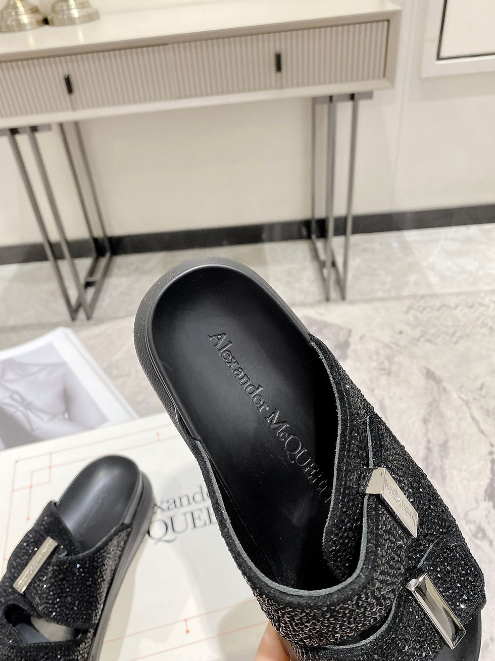 Thumbnail: ALEXANDER MCQUEEN SLIDE