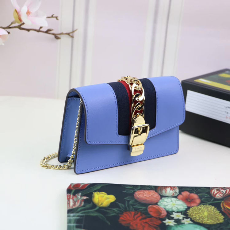 Thumbnail: GUCCI MINI GG SHOULDER BAG