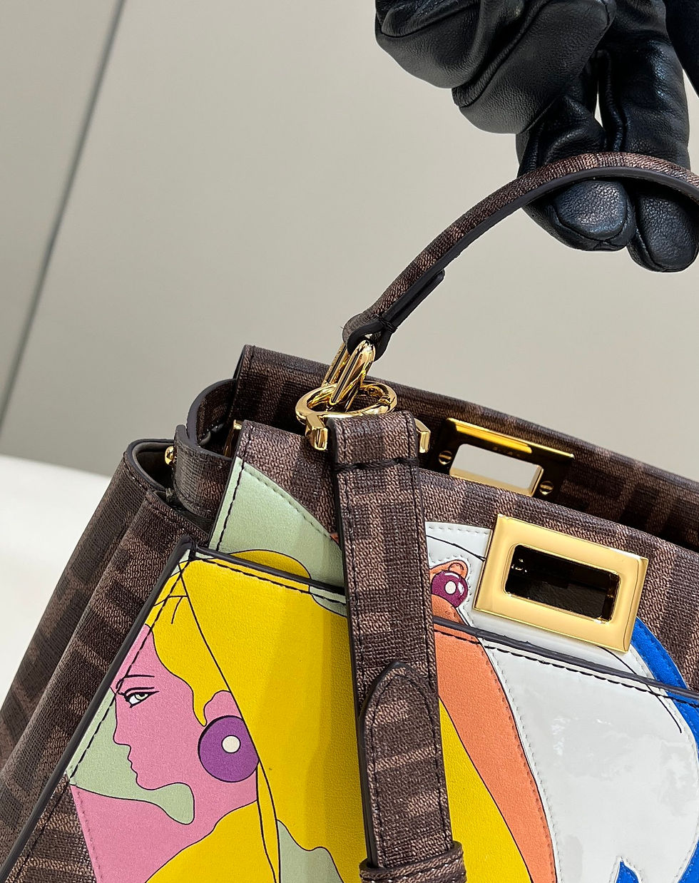Thumbnail: FENDI PEEKABOO SMALL BAG
