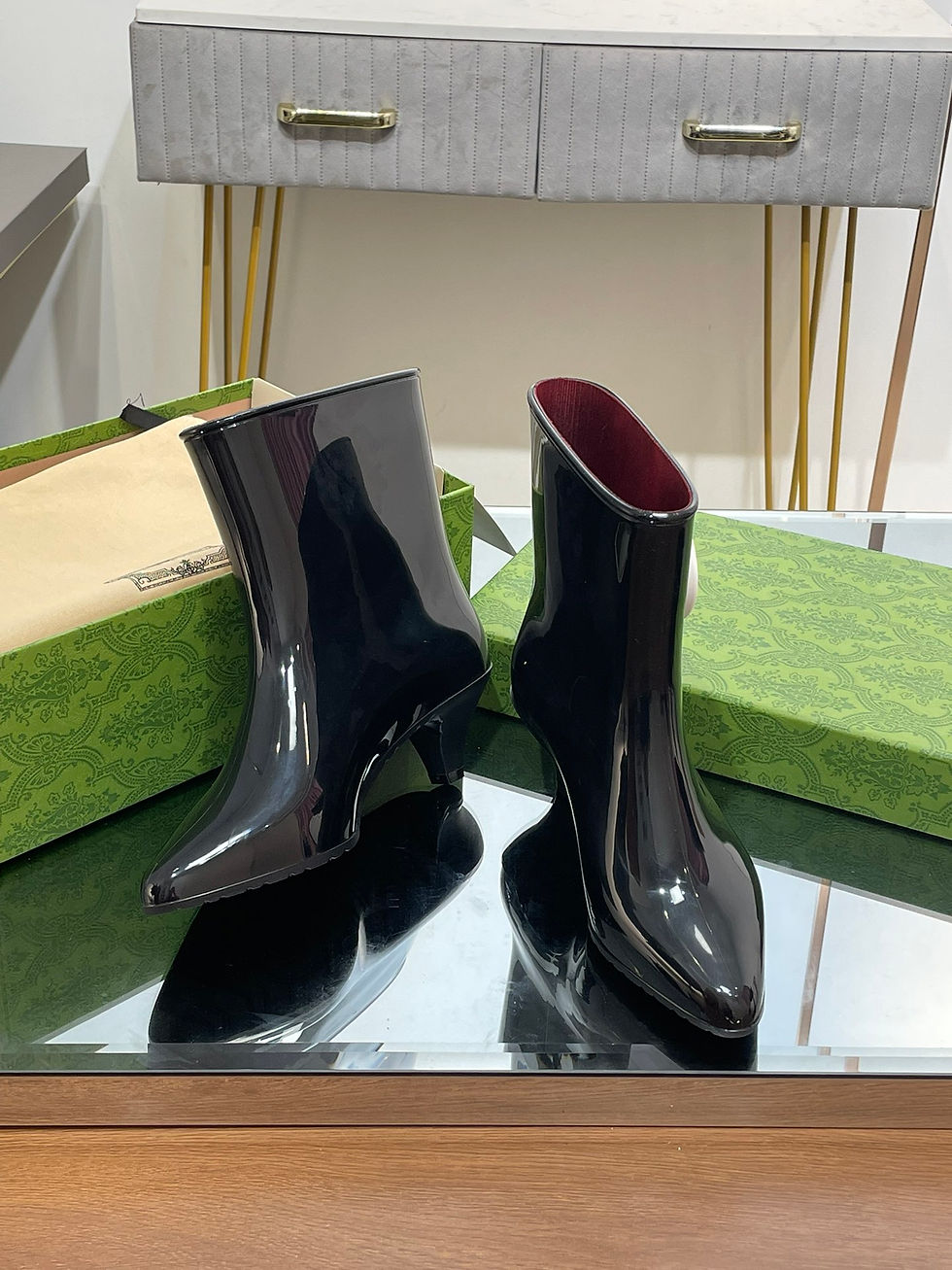 Thumbnail: GUCCI INTERLOCKING G ANKLE BOOT 