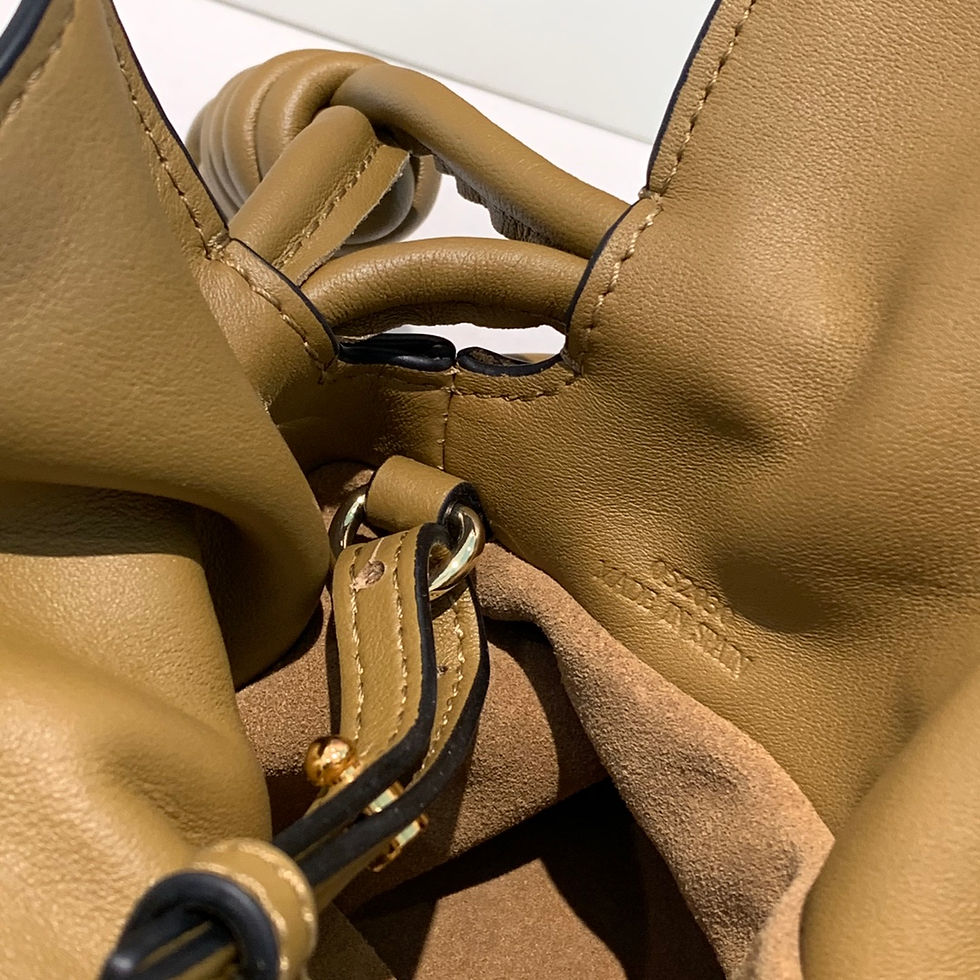 Thumbnail: LOEWE FLAMENCO CLUTCH LARGE