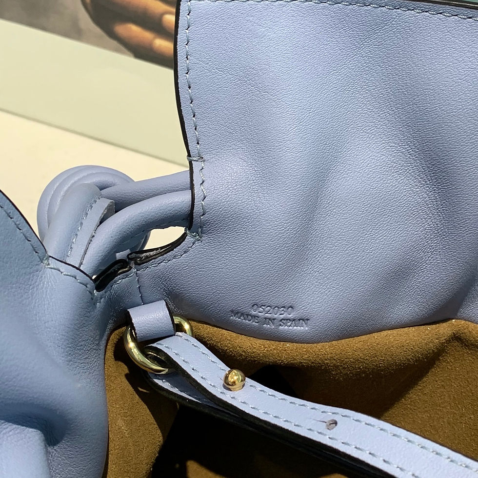 Thumbnail: LOEWE FLAMENCO CLUTCH MINI