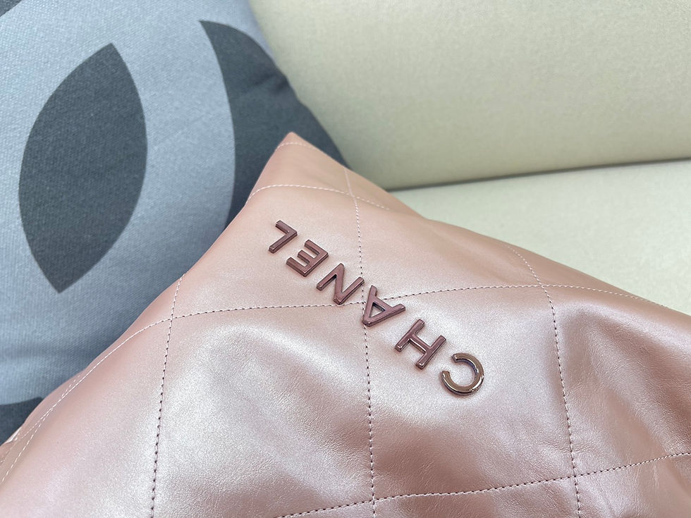 Thumbnail: CHANEL TOTE BAG COIN MEDIUM SMOOTH LEATHER