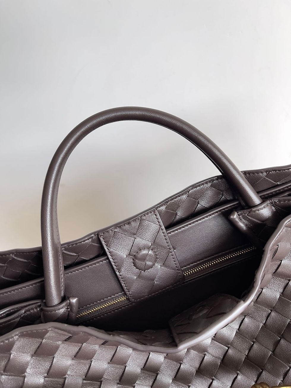 Thumbnail: BOTTEGA VENETA LARGE ANDIAMO BAG
