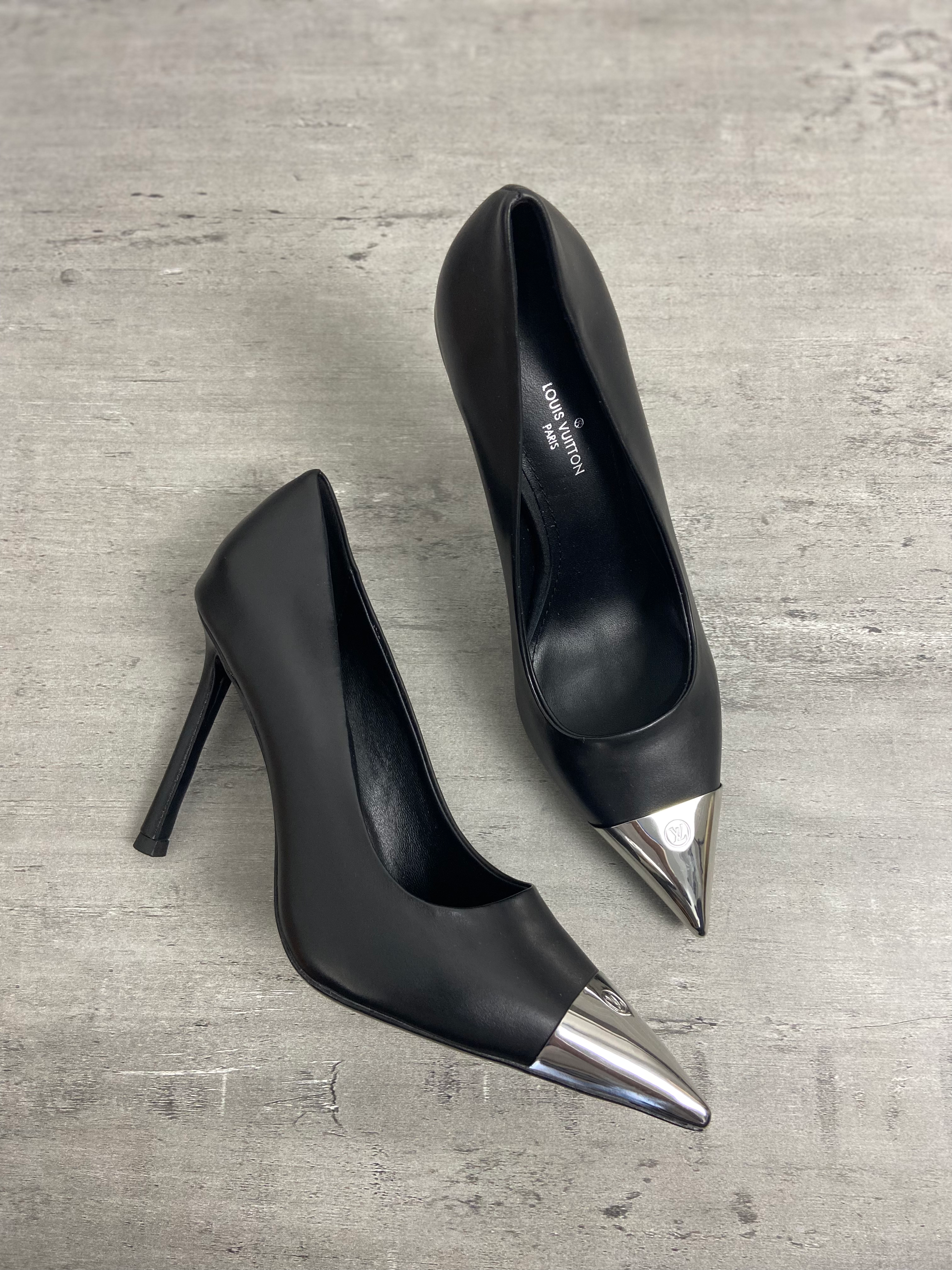 LV URBAN TWIST PUMP