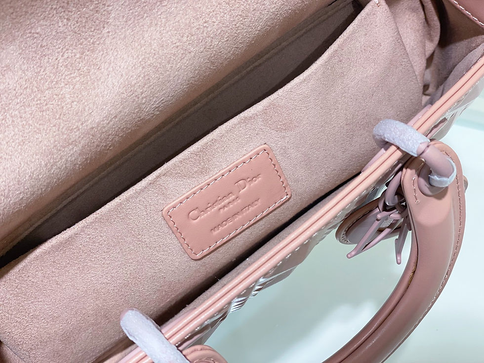 Thumbnail: DIOR LADY D-JOY