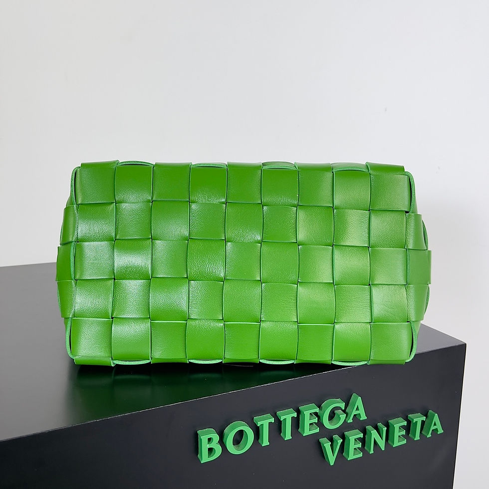 Thumbnail: BOTTEGA VENETA BOWLING CASSETTE BAG