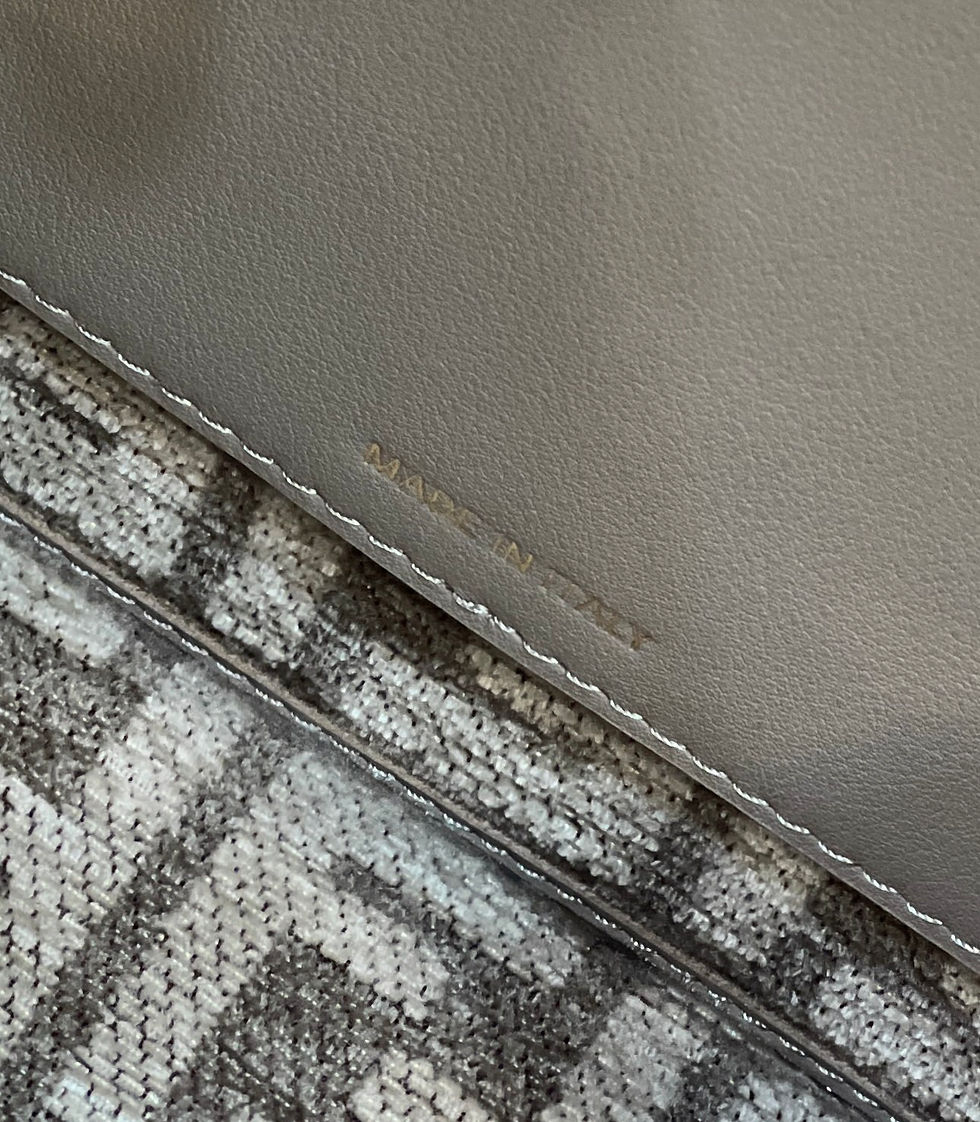 Thumbnail: FENDI PEEKABOO MEDIUM BAG