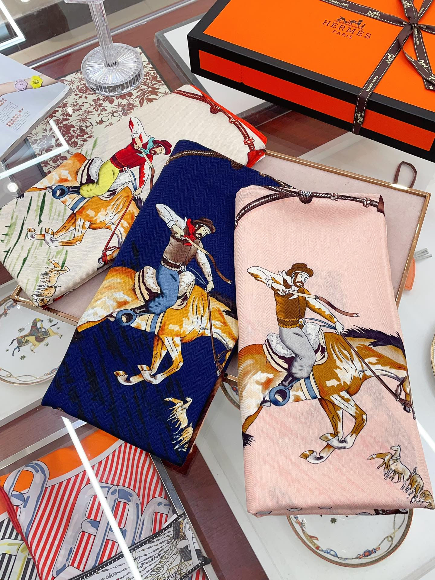 HERMES SCARF