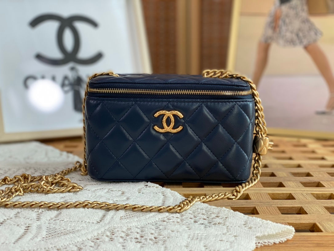 CHANEL VANITY SMALL BAG