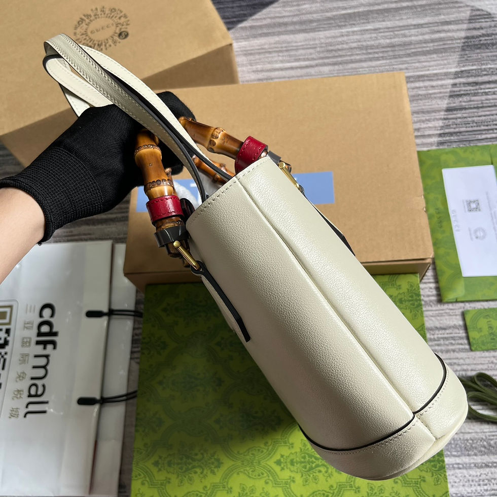 Thumbnail: GUCCI DIANA SMALL TOTE BAG