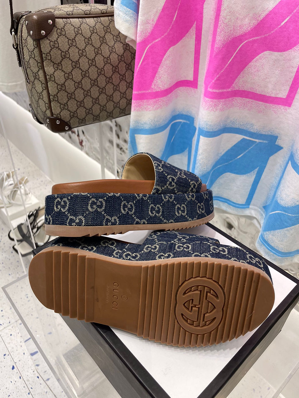 Thumbnail: GUCCI SANDALS