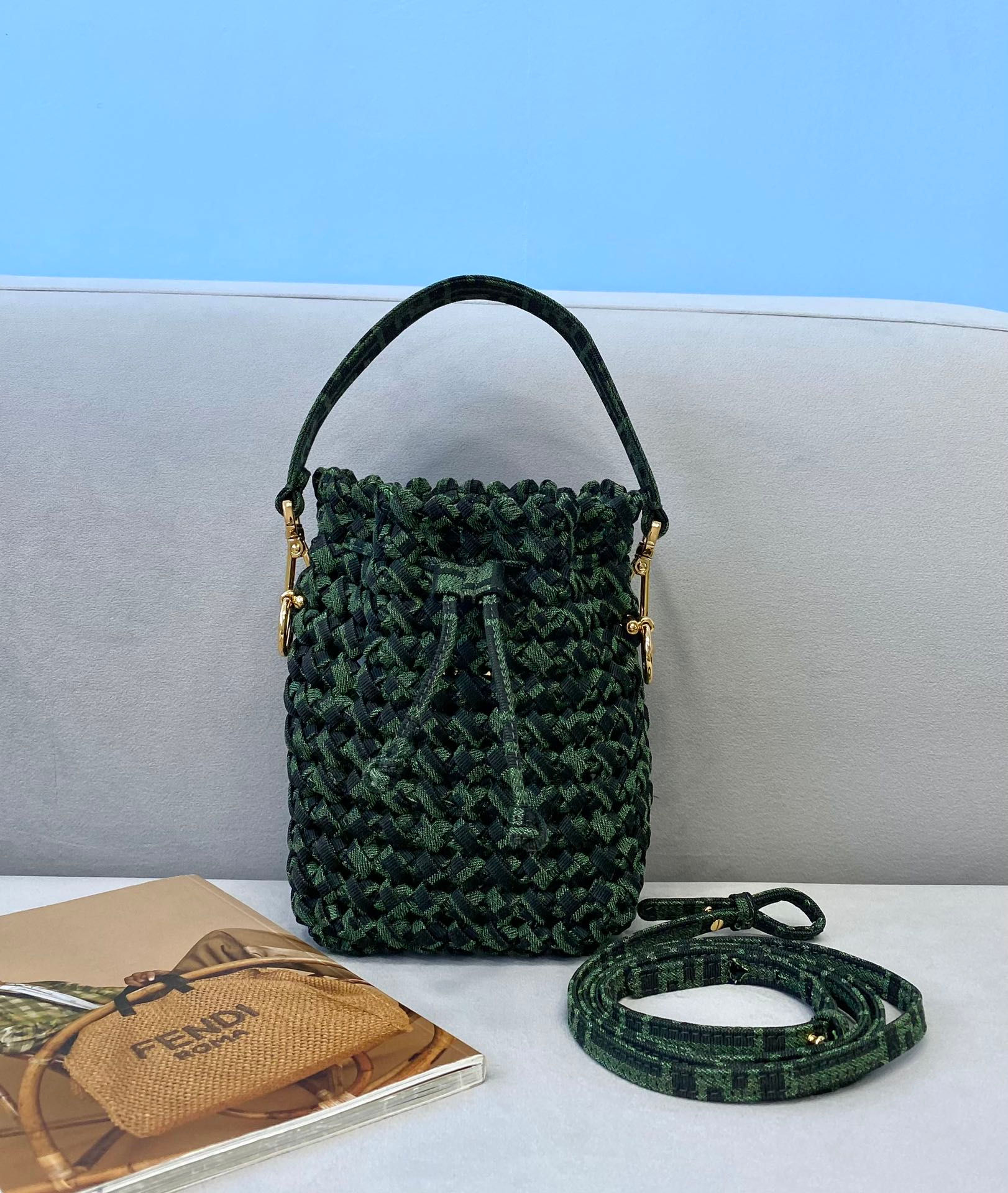 FENDI MON TRESOR BUCKET BAG