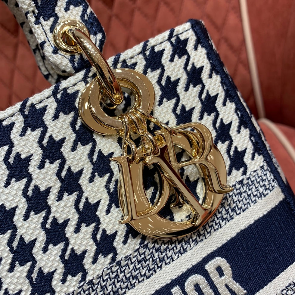 Thumbnail: LADY DIOR SMALL