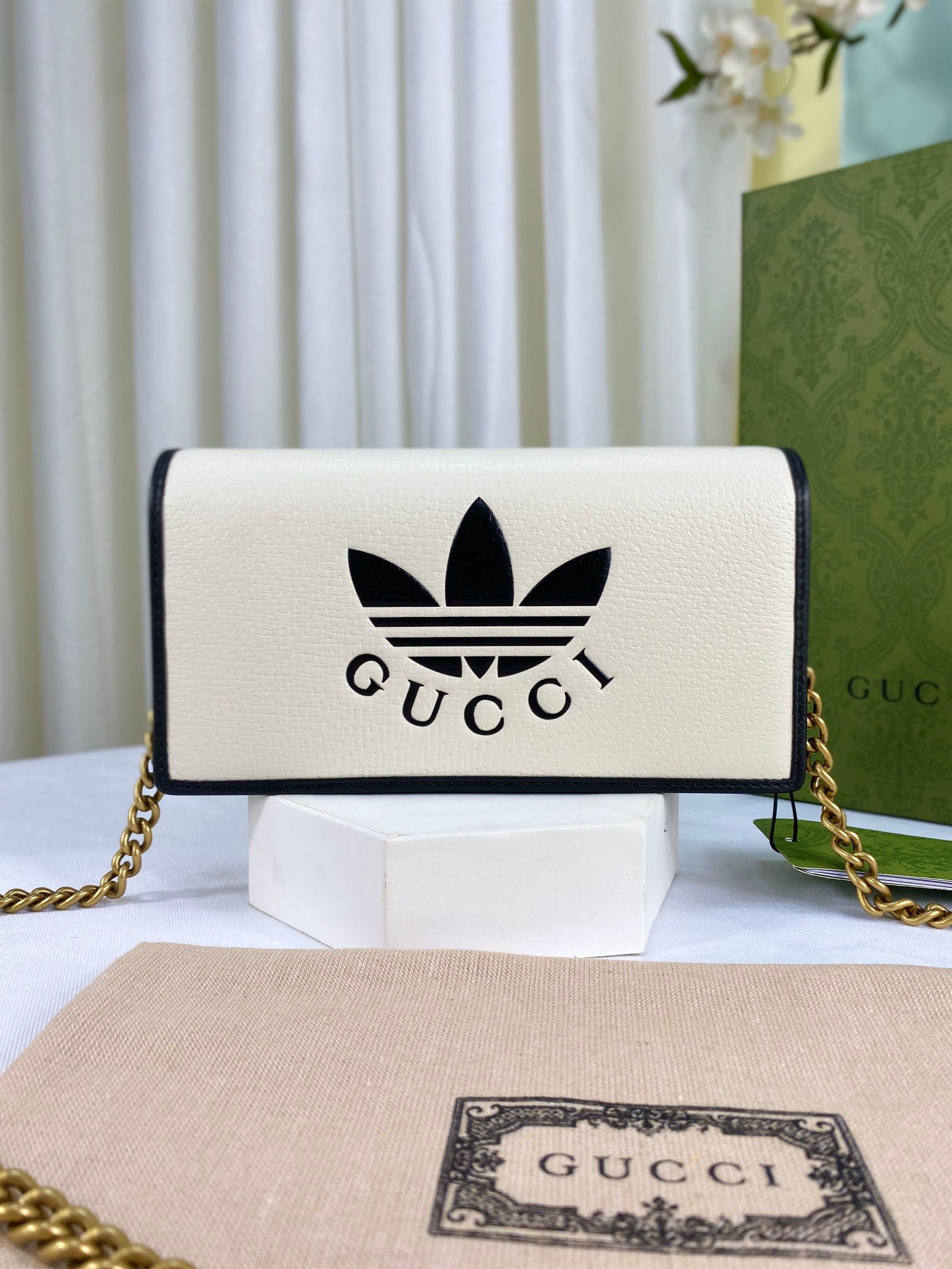 GUCCI X ADIDAS SHOULDER BAG