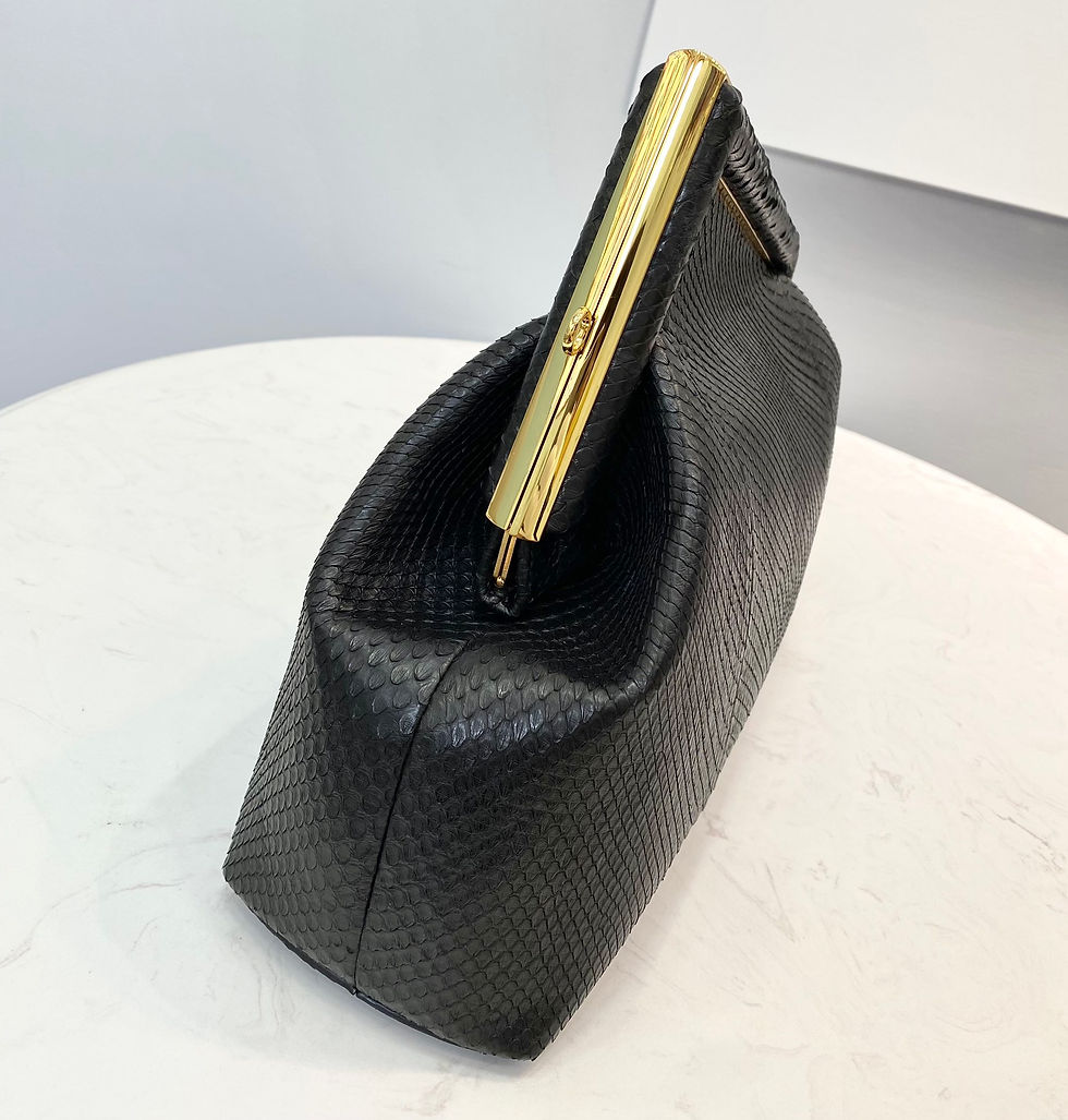 Thumbnail: FENDI FIRST PETIT SMALL BAG