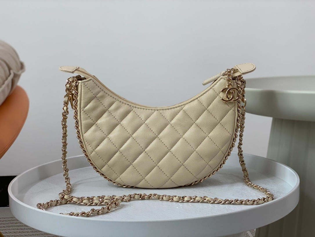 CHANEL HOBO SMALL BAG