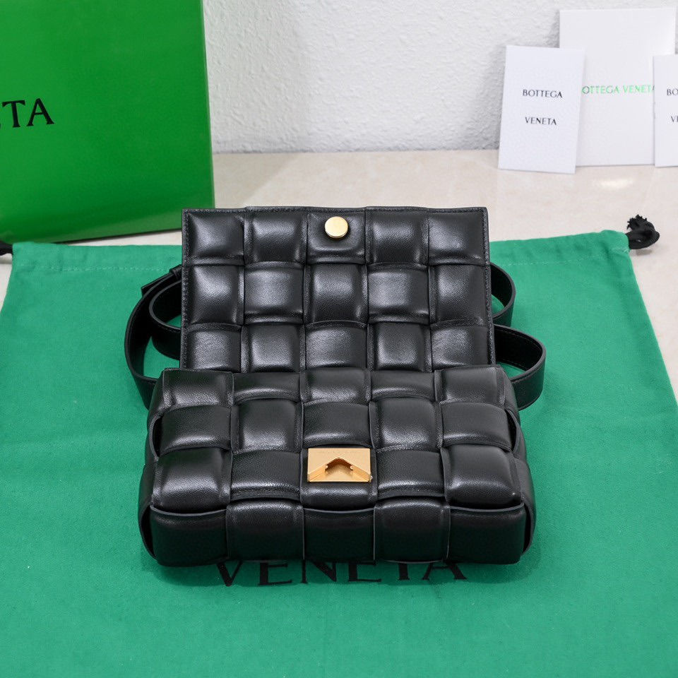 Thumbnail: BOTTEGA VENETA PADDED CASSETTE MINI BAG