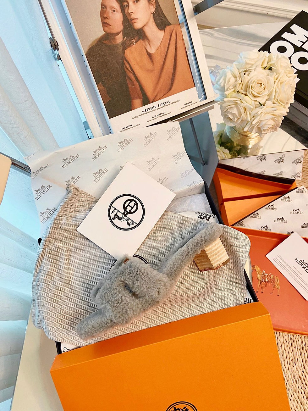 Thumbnail: HERMES ORAN FUR SANDALS