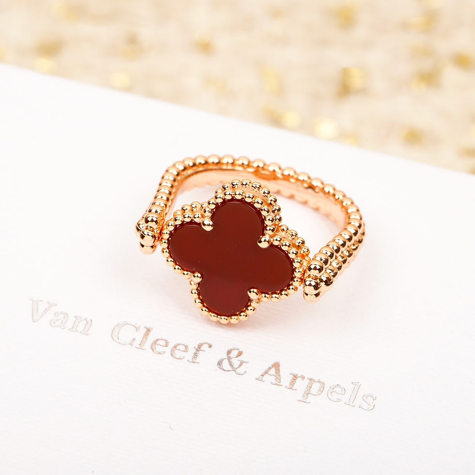 VAN CLEEF RING