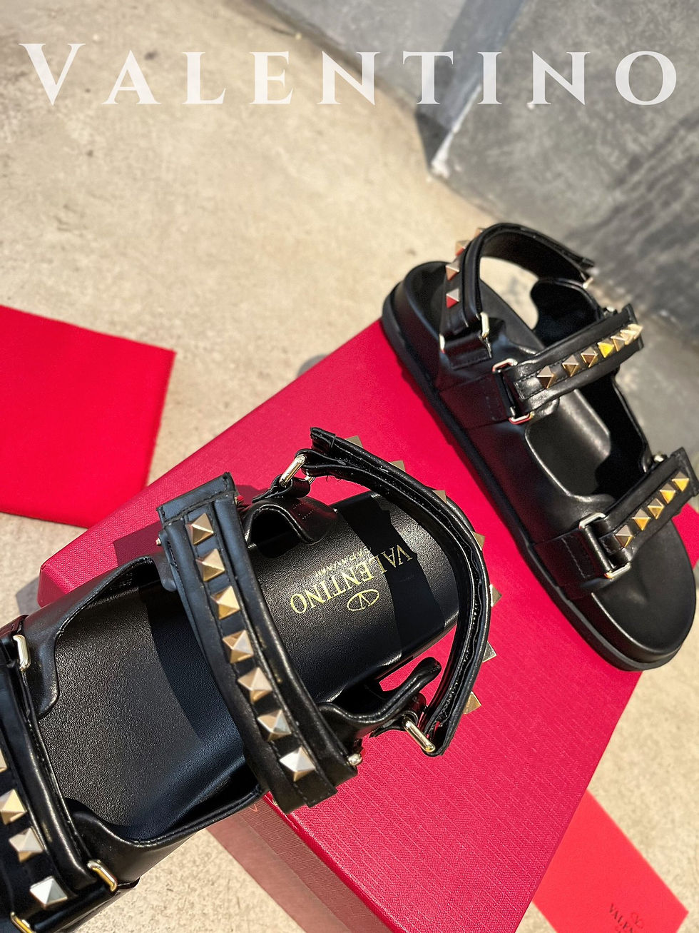 Thumbnail: VALENTINO ROCKSTUD FLAT SANDAL IN NAPPA LEATHER