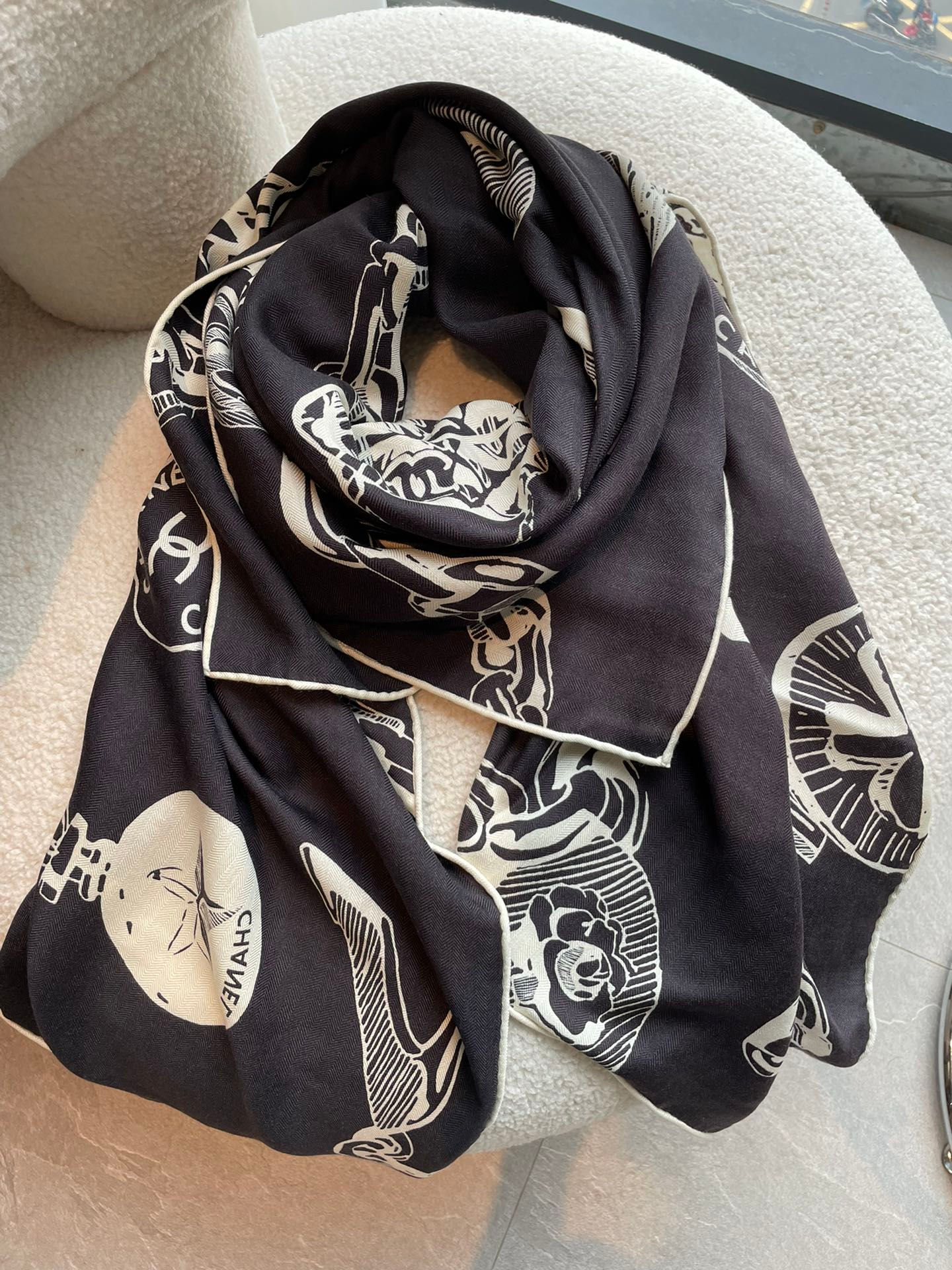 CHANEL SCARF