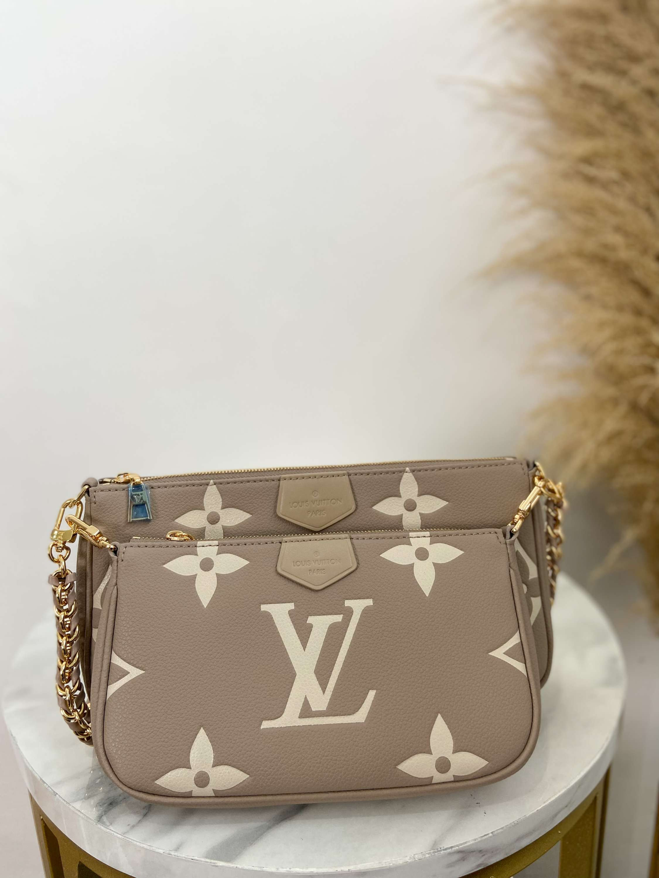 LV MULTI POCHETTE ACCESSOIRES